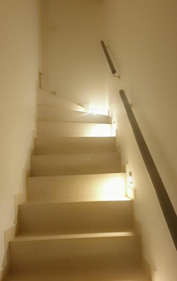 Apartment Mit Schoener, Moderner Einrichtung 科隆 外观 照片